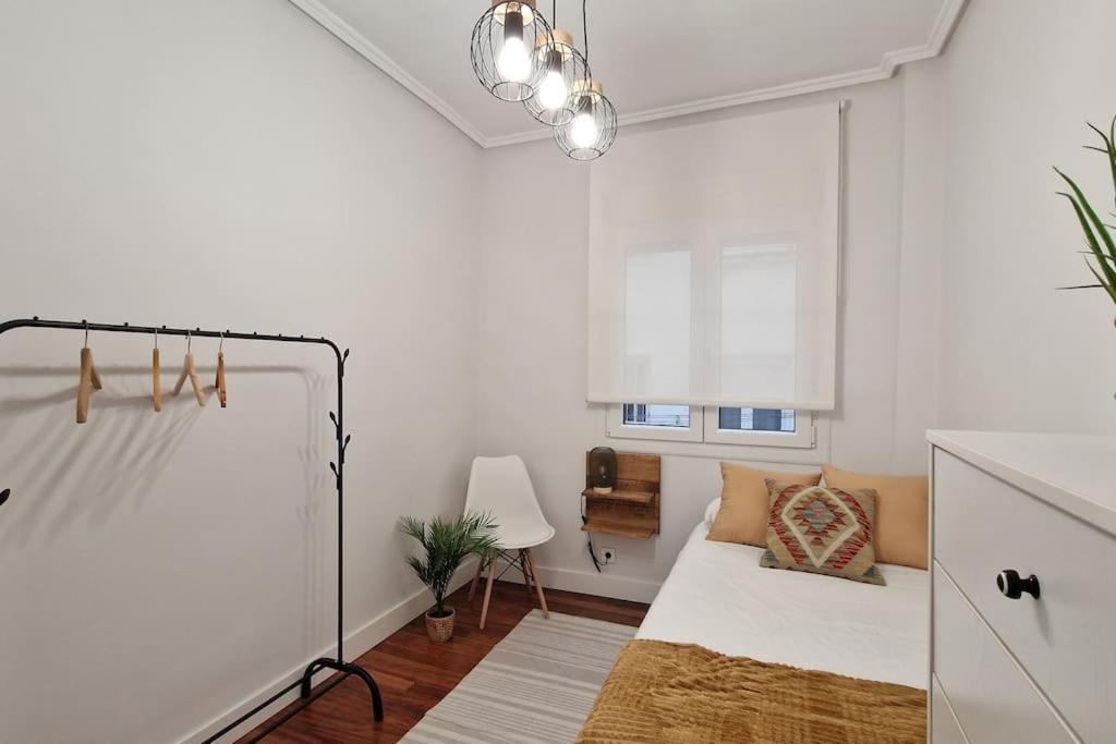 Cozy Apartment In The City Center By Aloha ビルバオ エクステリア 写真
